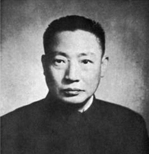 1946年戴笠死后遗物很多，汽车房屋不少，毛人凤却一件不用，连昔日戴笠的女人向影