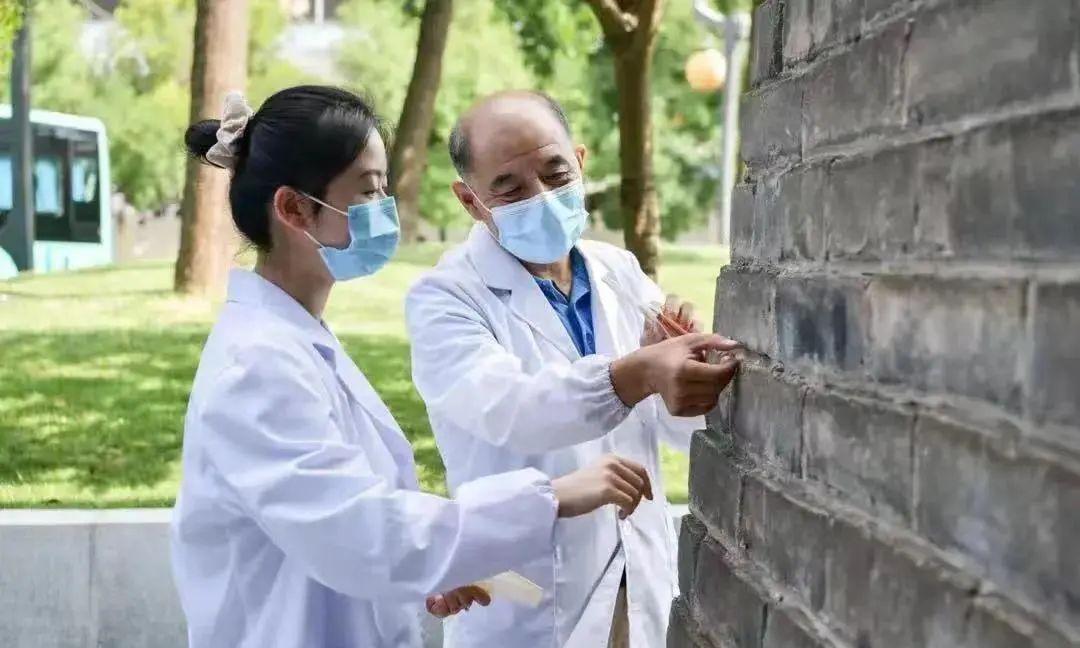古代没有水泥，那城墙是怎么建的，墙还能砌得那么结实！古代盖房子没水泥，可老祖宗