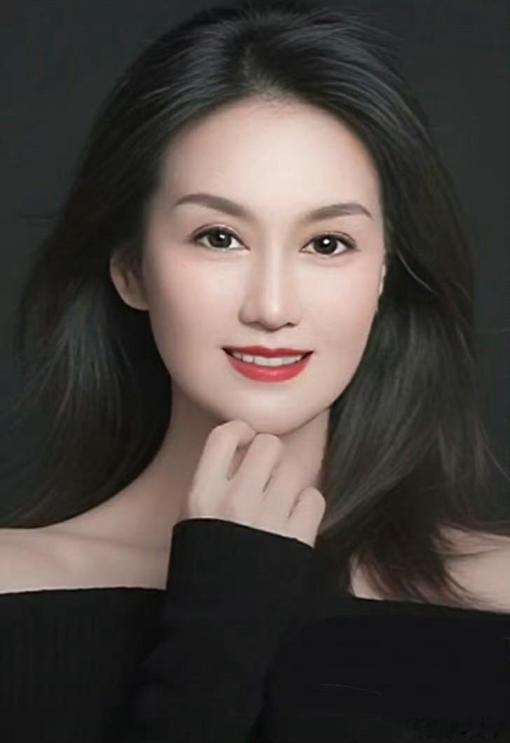老板怎样通过看面相用人：一、保姆不可用大鼻子高鼻子，不听使唤。二、开店做生意，员