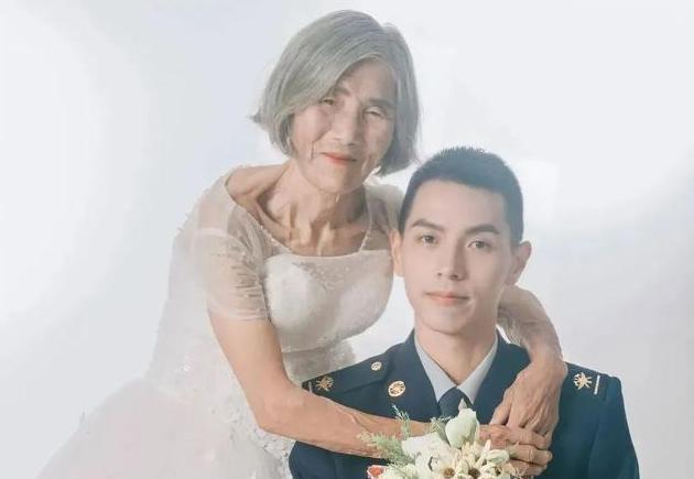 2021年，一张25岁小伙与85岁老妇的结婚照走红网络，引发众人围观热议。其实，