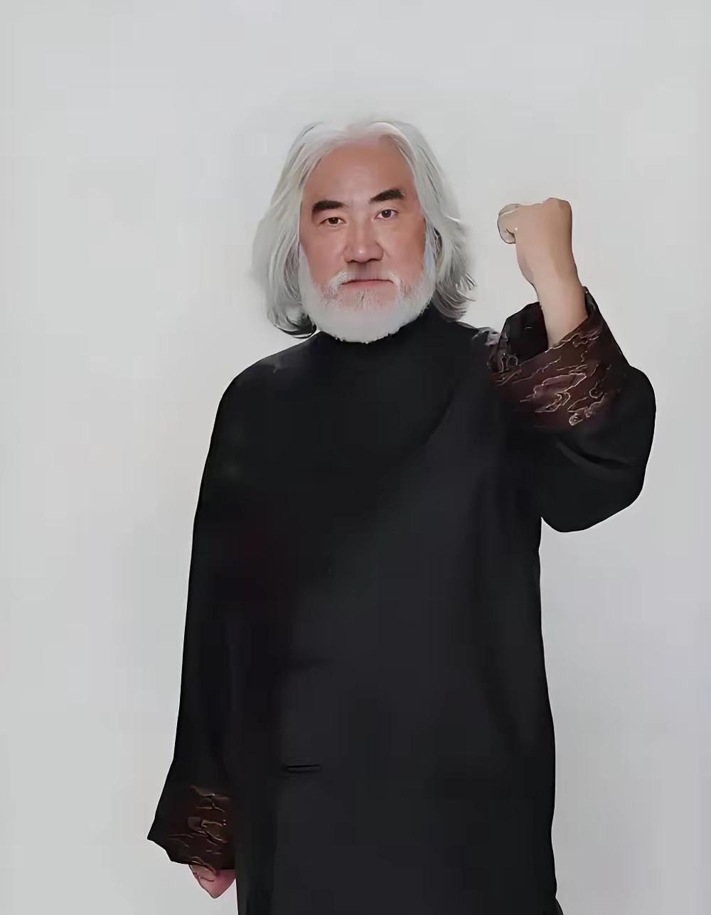 73岁拍完戏，74岁又要当爹！张纪中这操作哪是养娃，分明是把生活过成了商业模型！