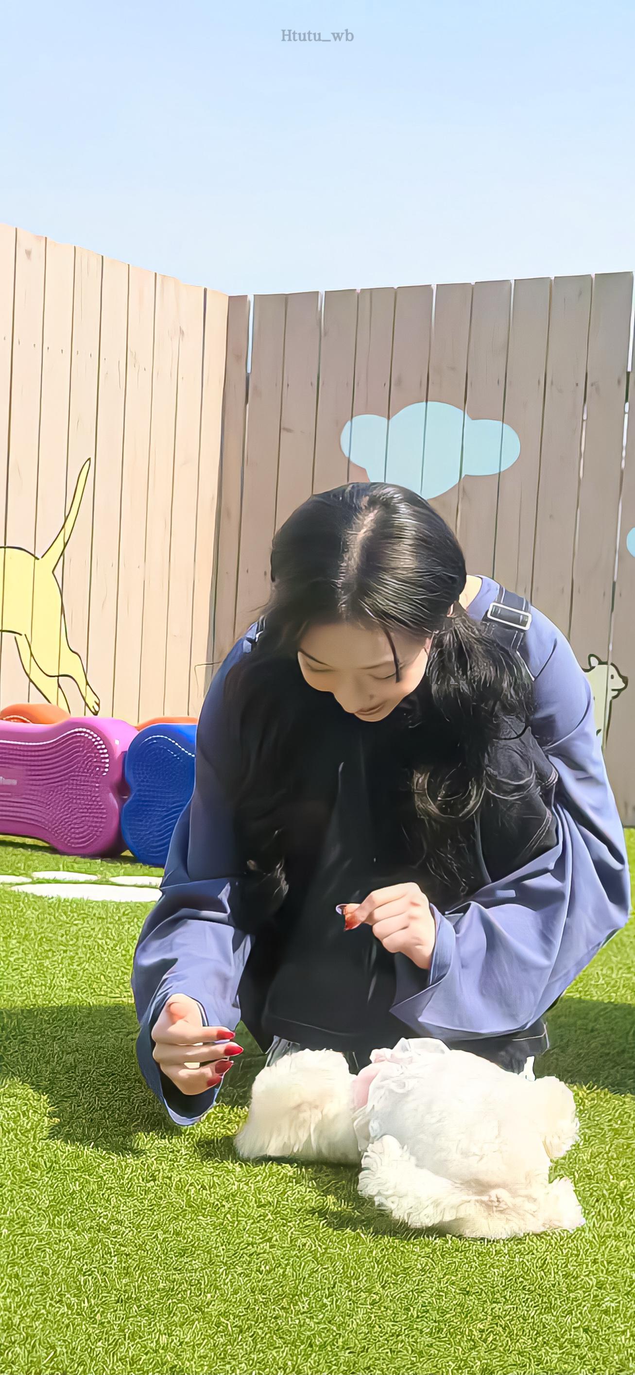 金玟庭winter壁纸更新啦～🐶🍊