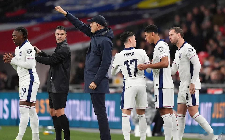 上轮已经出线的英格兰队并未放松，还是一如既往地认真，主场2-0拿下塞尔维亚，世预