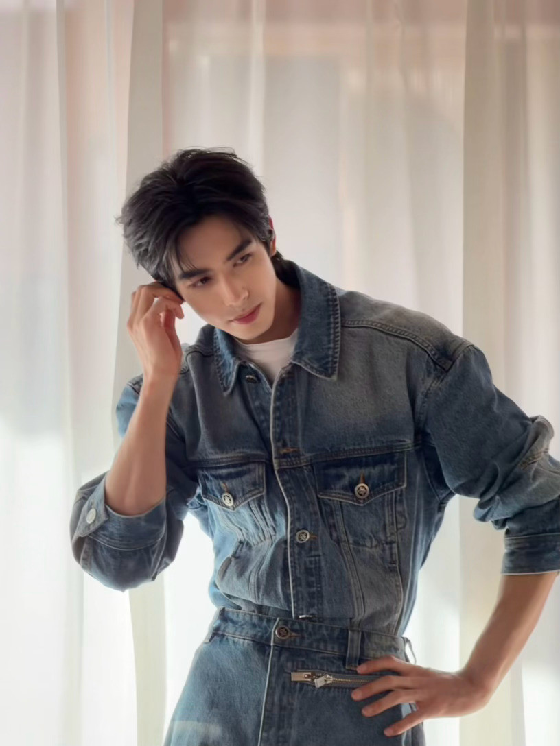 宋威龙🐾世界好，小狗好，也好。​​​