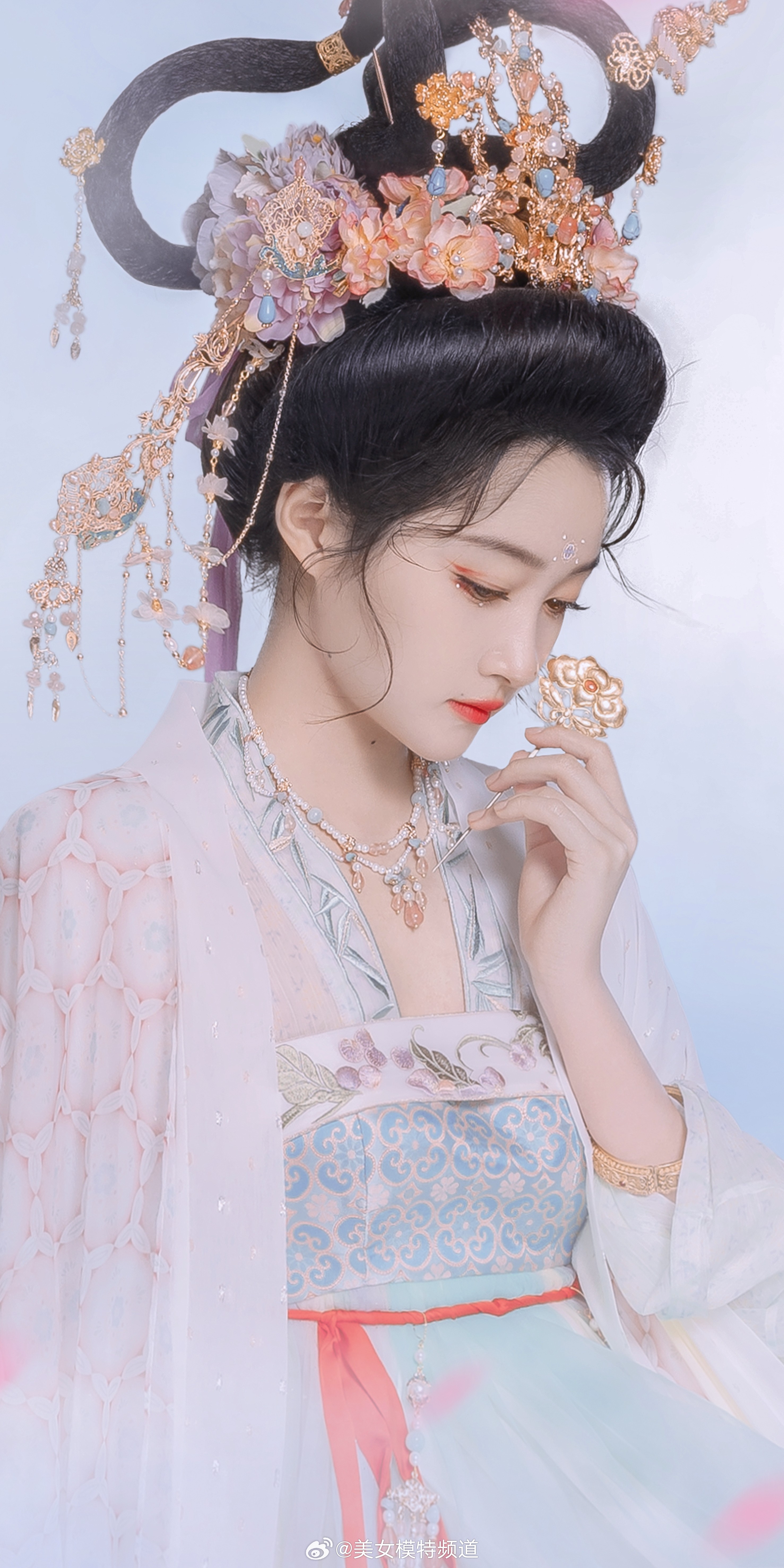 关晓彤国风百花妆古风大片