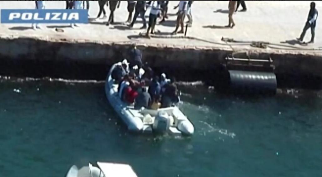 这就是中国对巴拿马的第二级精准制裁。所有巴拿马注册船舶停靠中国港口，将面临漫长、