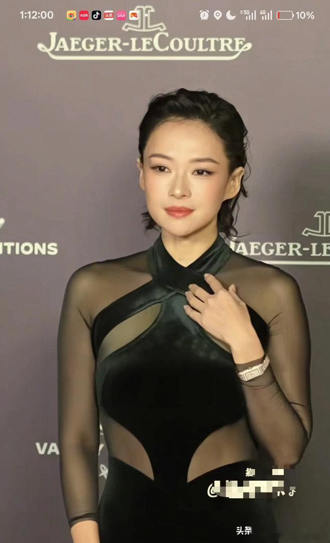 我朋友是塑形教练她跟我说了句大实话像章子怡这样，都快50还生过2个孩子，腰身还这