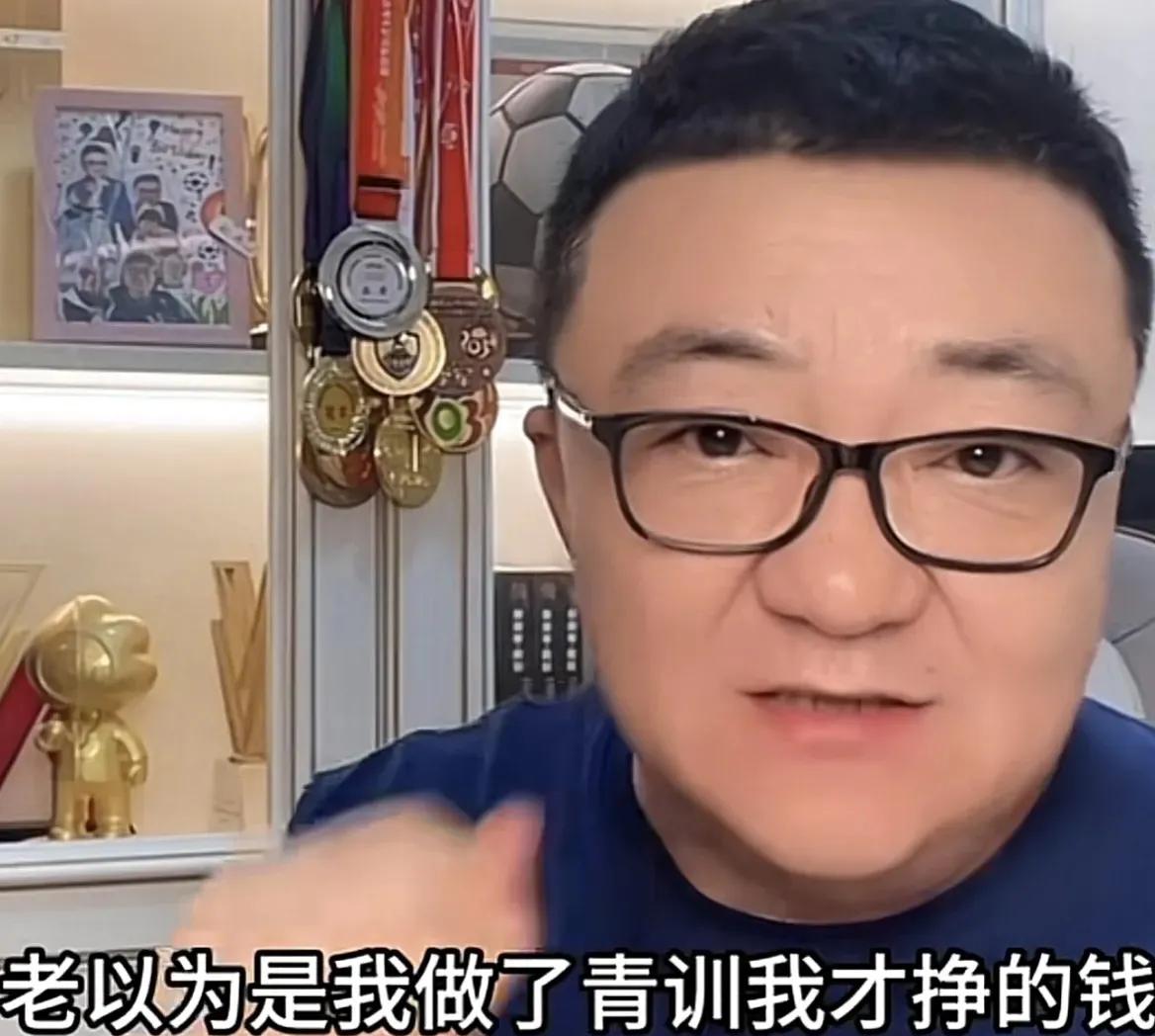 董路深夜郑重声明：“攻击足协孙继海，都是我们不愿意看到的事情董路深夜发了段话，