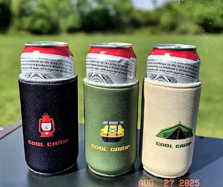 在美国，公共场合饮酒，必须要带个外套！否则违法！在美国，是不允许在公共场合饮酒