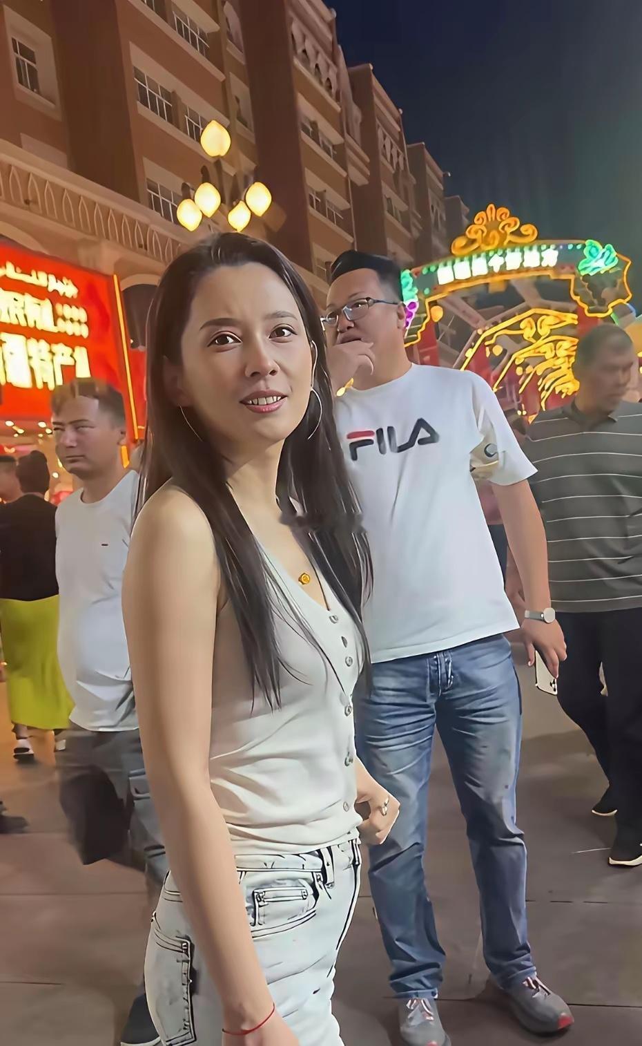还以为森林北神仙颜值迷倒汪峰，偶遇生图才发现颜值只是中上等