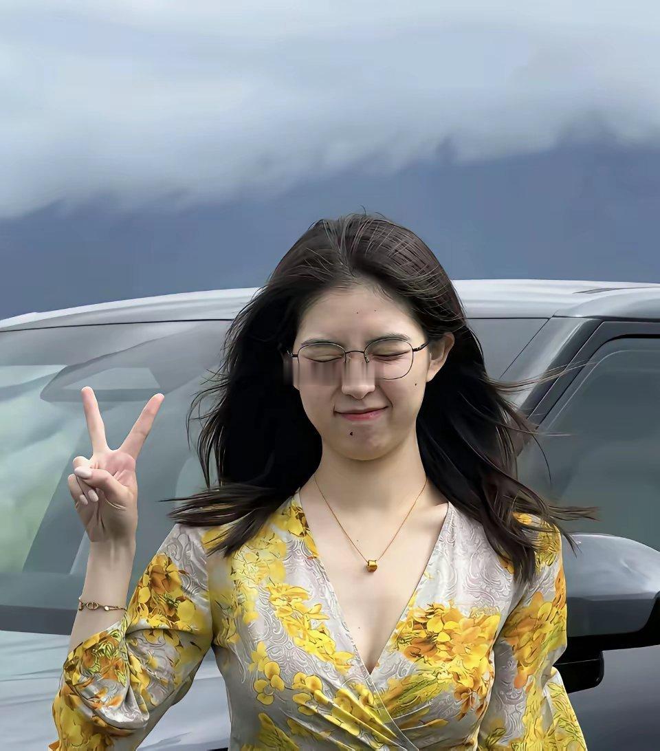 开始有点迷上B站了，果然卧虎藏龙啊这人你们眼熟不？妥妥的小鹏死忠粉每回新车首发都
