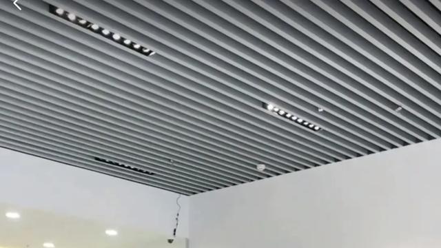 昊铂HL,一剑星河,驭见天地自在