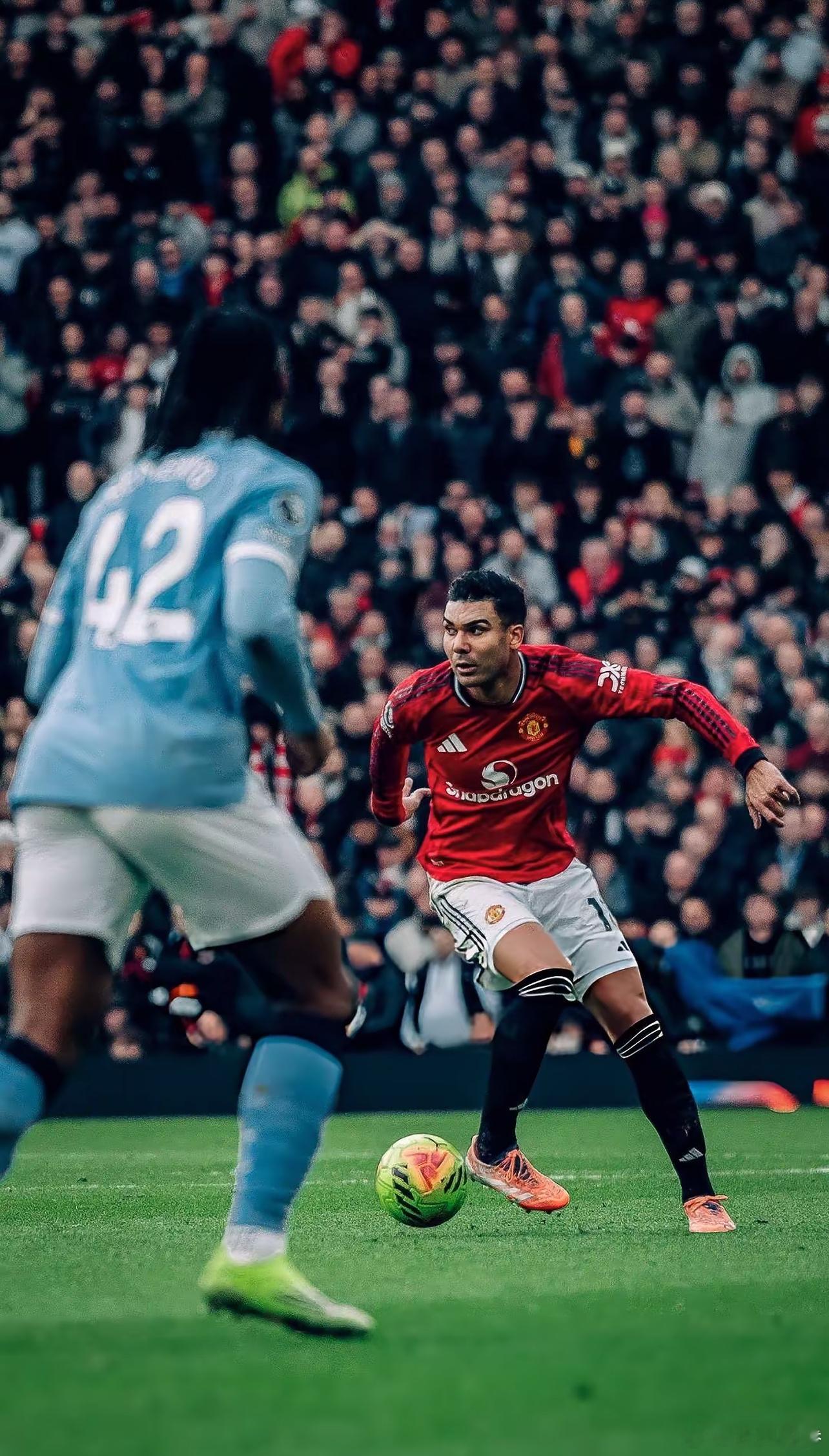 周日焦点战推荐英超：曼联vs富勒姆（红魔成魔局）连斩曼城和阿森纳，这是什么