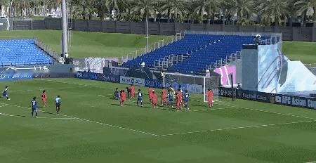 日本乱战打入唯一进球，率先晋级U23亚洲杯决赛，希望中国队顺利晋级决赛，打日本队