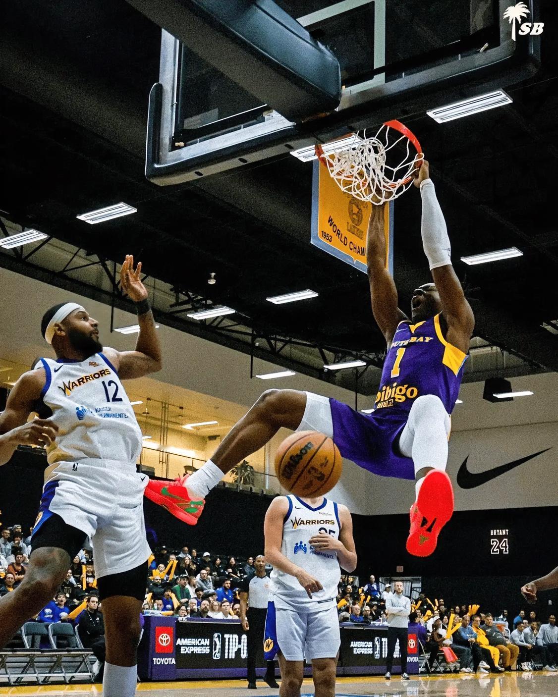 真正可能取代彪哥位置的是他！湖人阵容逐渐完整后，范德比尔特上场时间出现断崖式下