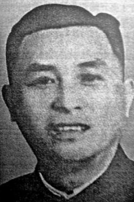1941年，谢育才夫妇被捕，在狱中生下一个儿子，为逃出去，夫妻二人将儿子遗弃，越