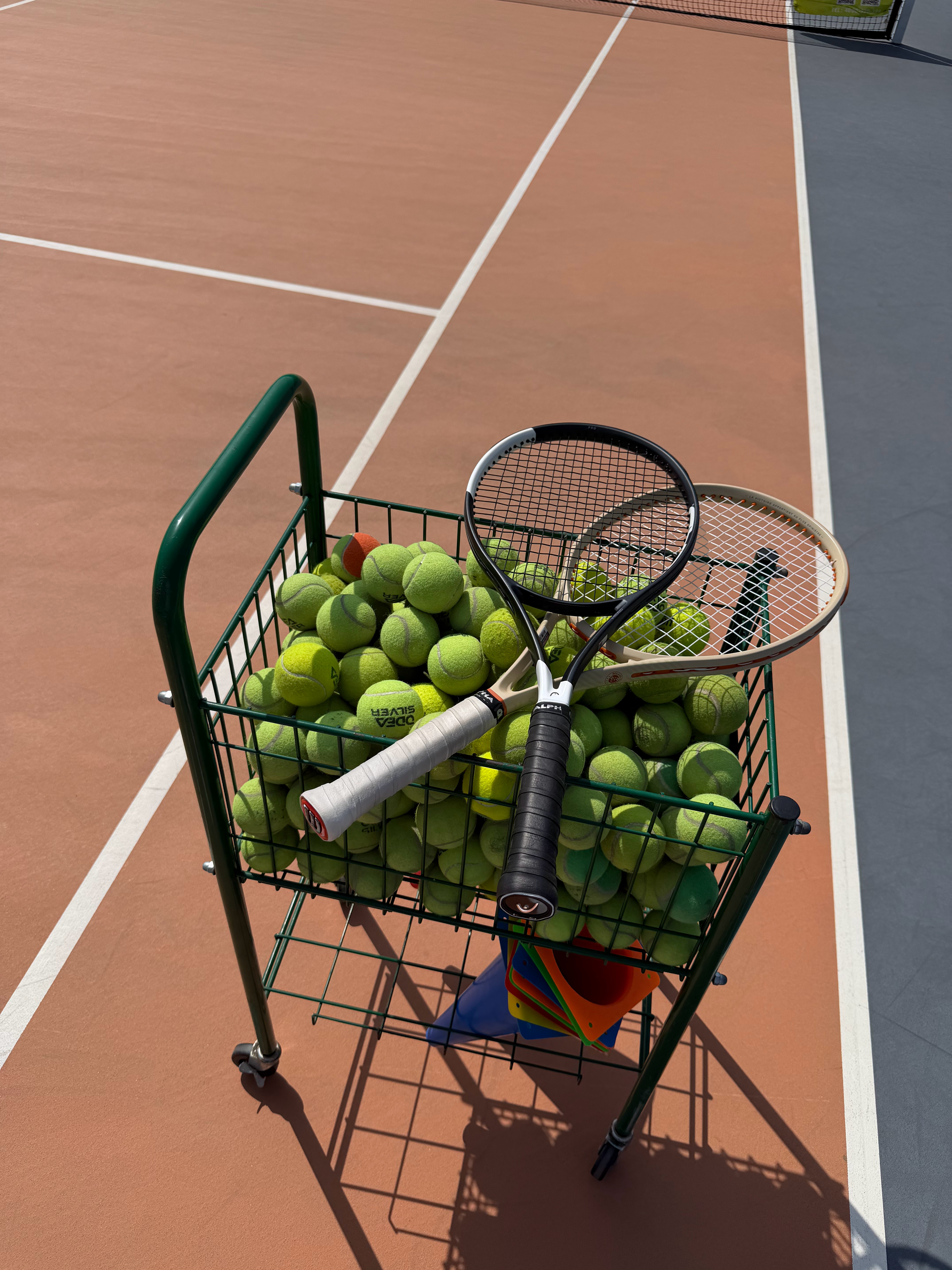 早上好啊，已经陪董事长练完球了苏州