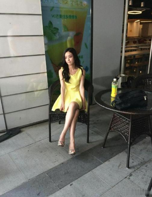 早期的赵丽颖简直就是白月光