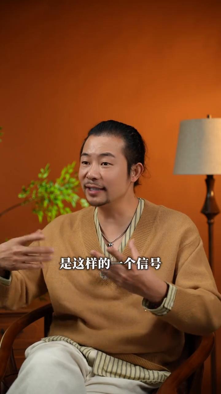 为什么男人不愿意给老婆花钱？为什么你老公不愿意给你花钱？今天我从博弈论的角度来