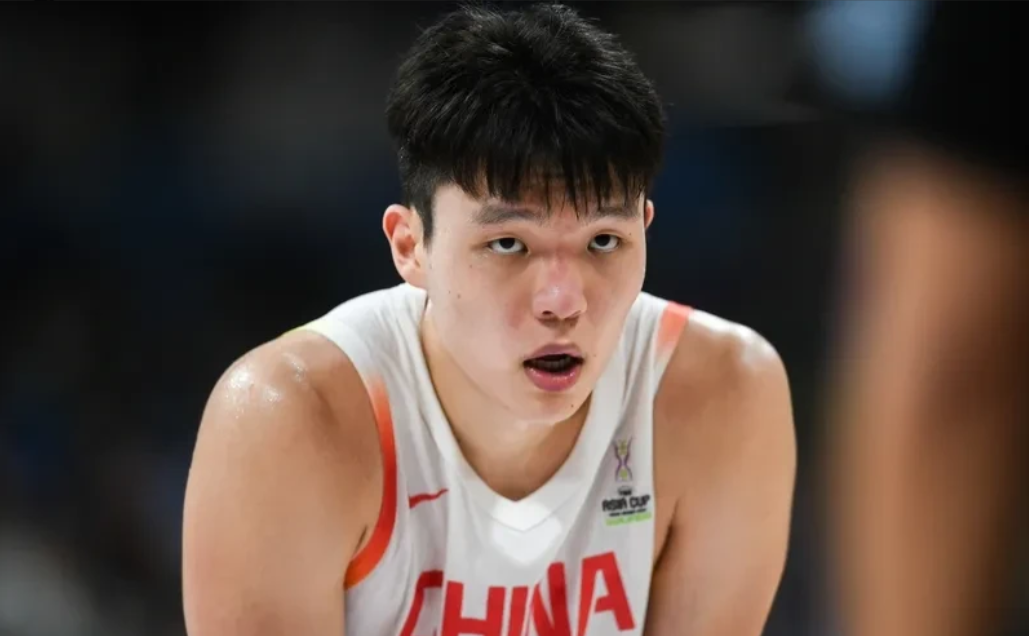 杨瀚森联合试训数据出炉！首轮选中不是梦！裸足身高2米16体重约115公斤