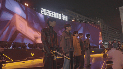 XLG、BLG、EDG、AG、FPX、JDG等队伍选手齐上阵，这场面比决赛还难得