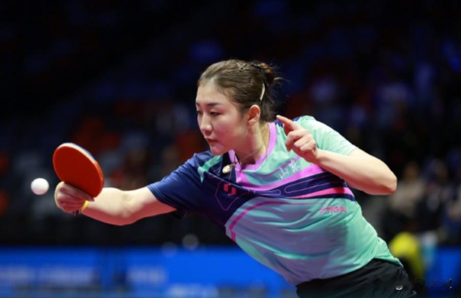 坏了！陈梦爆冷了，山东女团晋级坎坷陈梦所在的山东队在D小组，辽宁队有大迪和