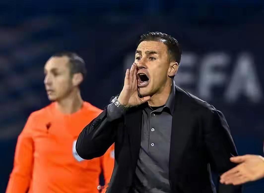 远不如国足！卡帅执教乌兹别克大倒苦水，三大难题缠身前国足主帅卡纳瓦罗执教乌兹别克