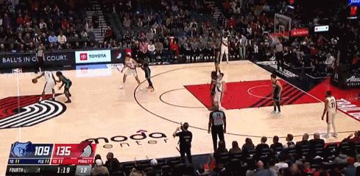 不应该啊，瀚森……这么好的机会，太浪费了这么好的空位三分，瀚森居然投不进去，