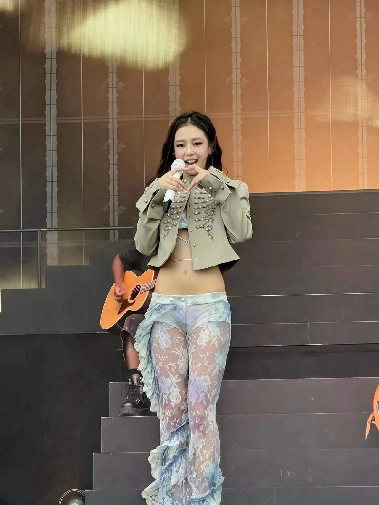 Jennie我“永远”爱你jennie金珍妮