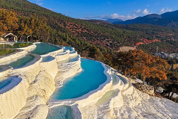 一位心理学导师说：你不是失败者，只是暂时被命运按在谷底——真正的强者都经历过这