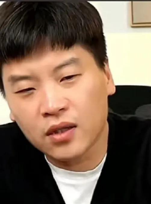对林诗栋icon昨晚的表现，郝帅icon在直播中给出了自己的评价。他说，现在的