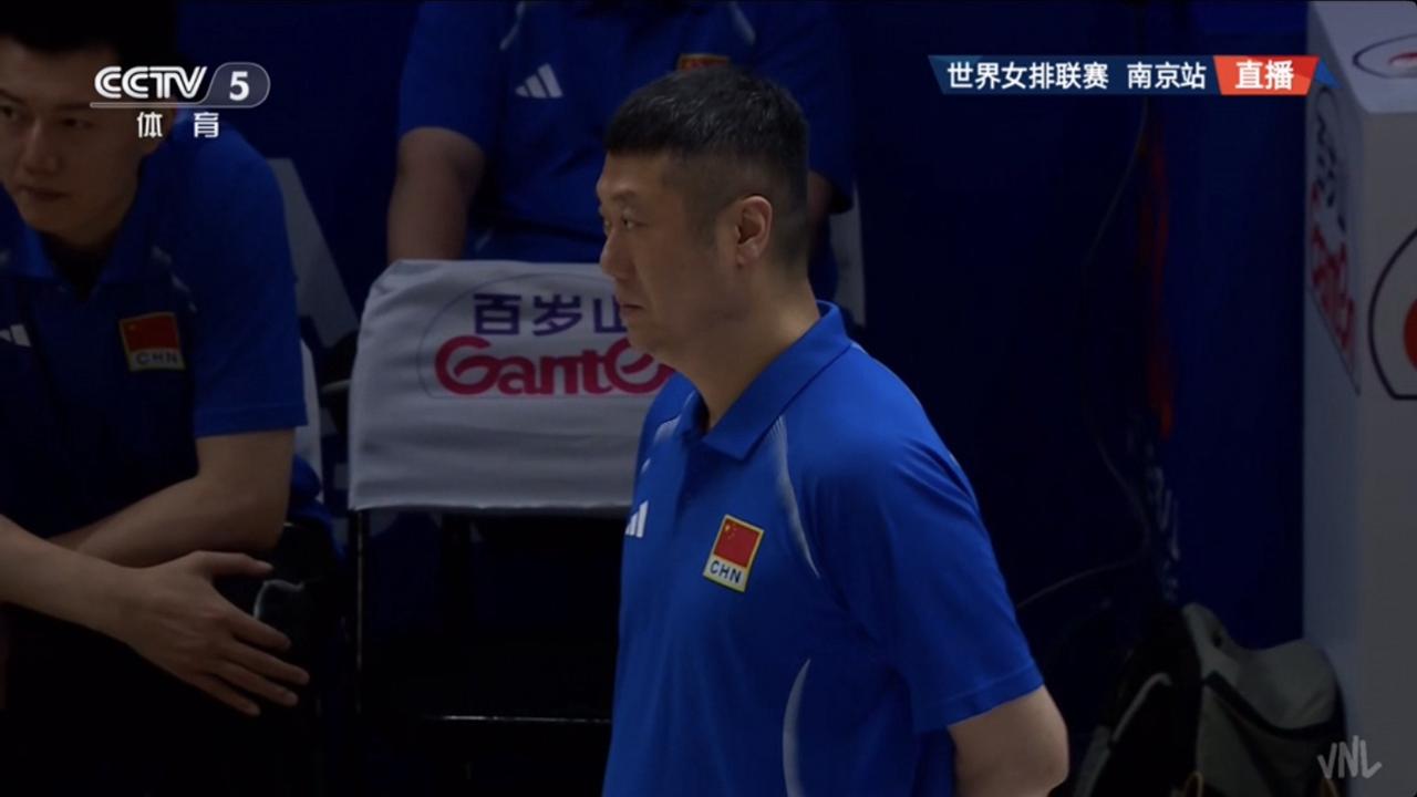 0-3不敌捷克女排，赵勇怎么做到的？6/3世联赛南京站，中国女排0-3不敌捷克女