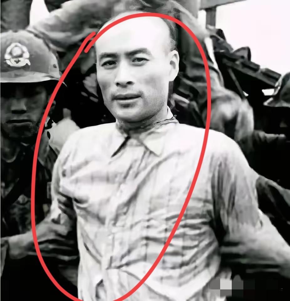 聂曦的骨灰无人认领​档案里冰冷的记录背后，是他为保护妻儿故意斩断所有联系的决绝