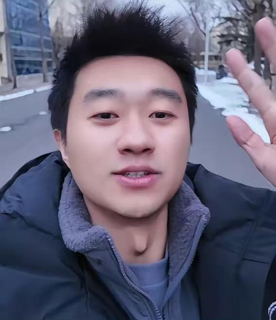 国乒“退队潮”：转身亦是新开始近日，国乒现集中退队潮，孙闻、梁俨苧、李艺杰、