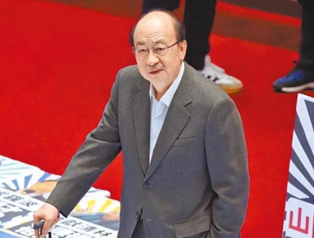 民进党“立法院”党团，一夜之间，瘫痪了。很多人以为，是没人愿意出来承担责任。错了