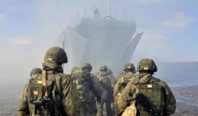 为什么中国开始对美国步步紧逼，因为我们看透了苏联解体的本质，而现在，我们正在让美