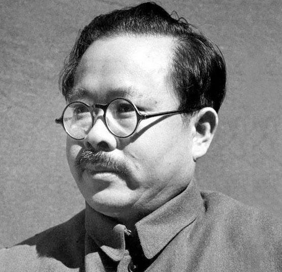 有人问了一个问题：任弼时如果没有去世，到了1955年授衔时，能授元帅军衔吗？大家