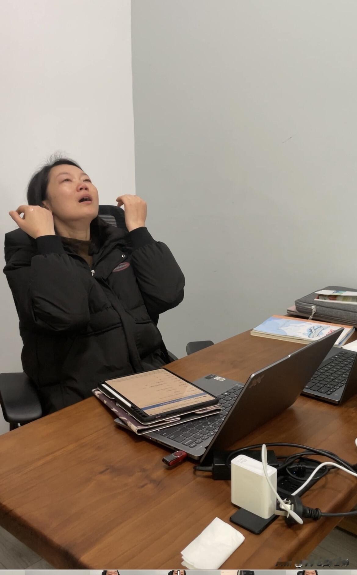 四十岁考研，查分之后放声大哭四十岁这年，我做了一件只与自己有关的任性小事。毕业