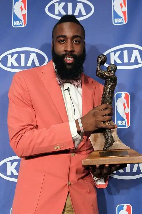 哈登的常规赛进攻，到底有多离谱？前NBA球员海伍德6句话，说到了关键点：1.