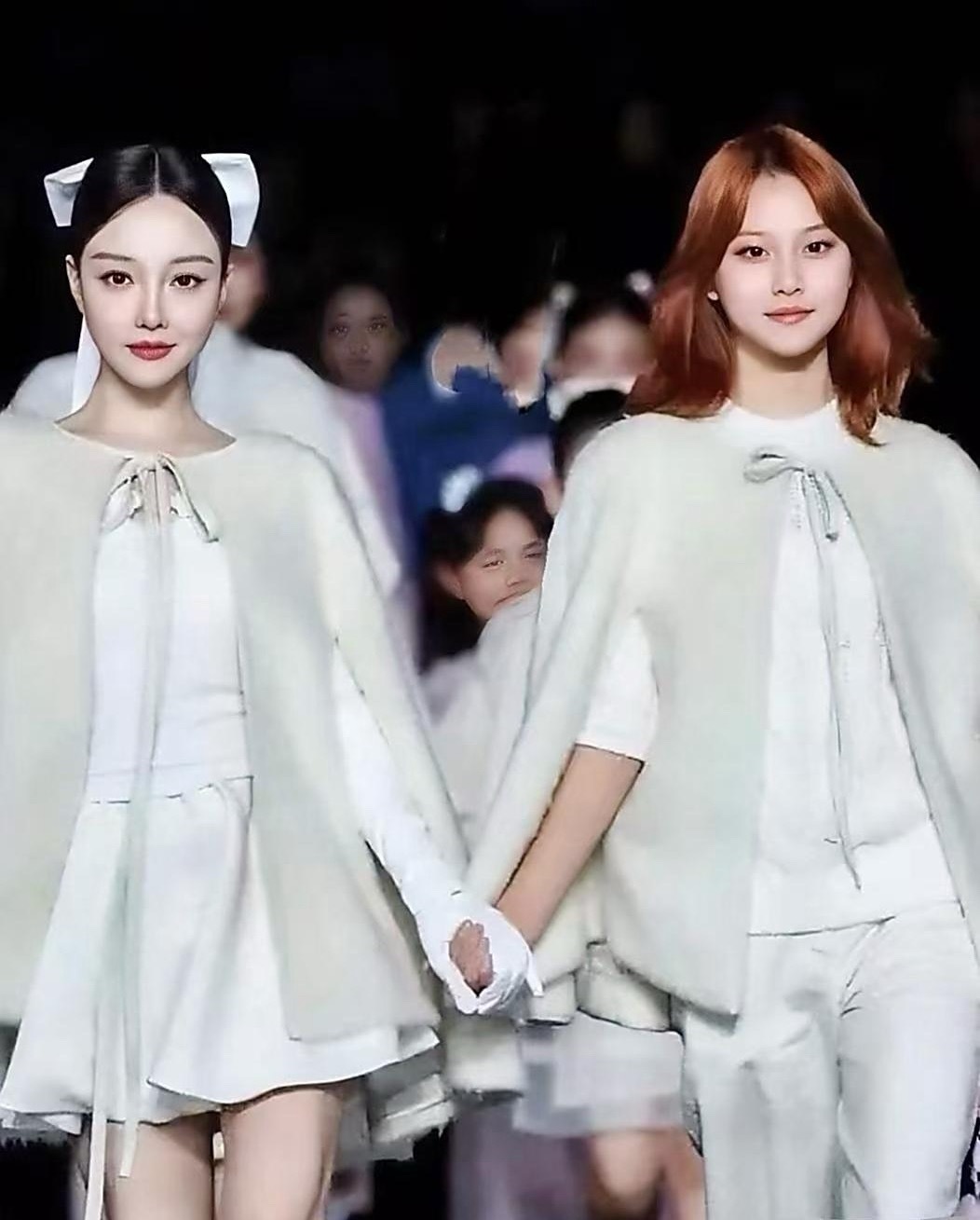 医美真可怕，妈妈竟比女儿还显年轻