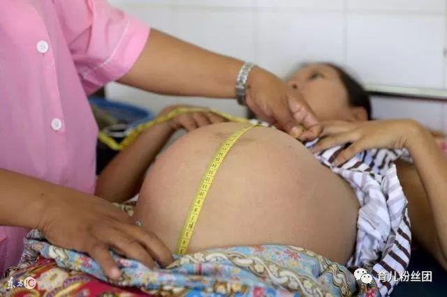 产妇顺产得子全家乐