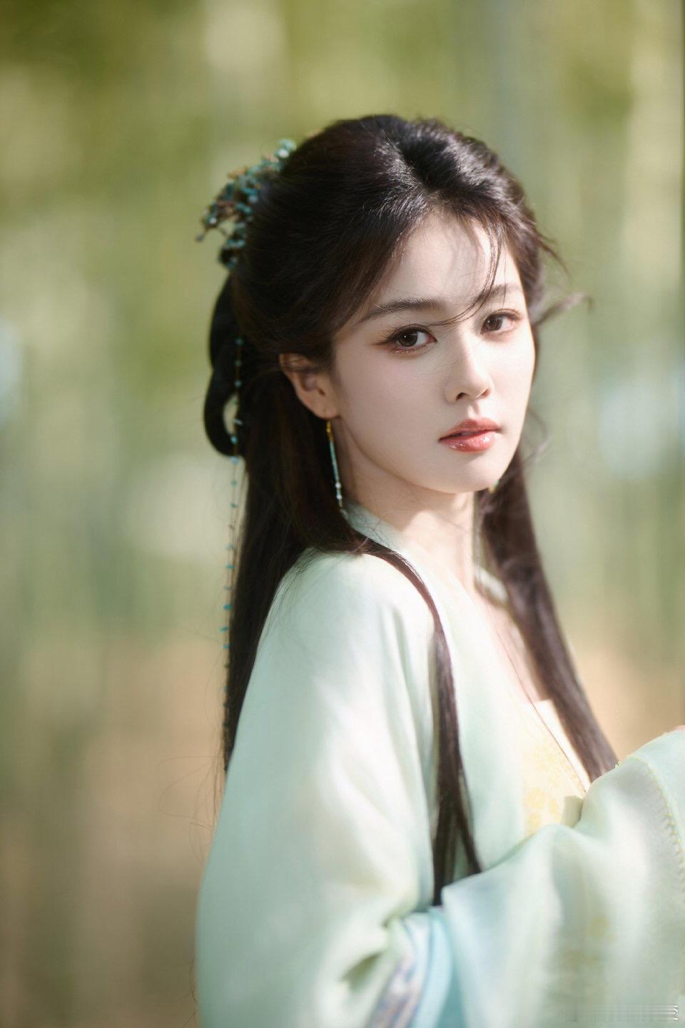 白鹿是花如月！好美好美好美😍白鹿｜