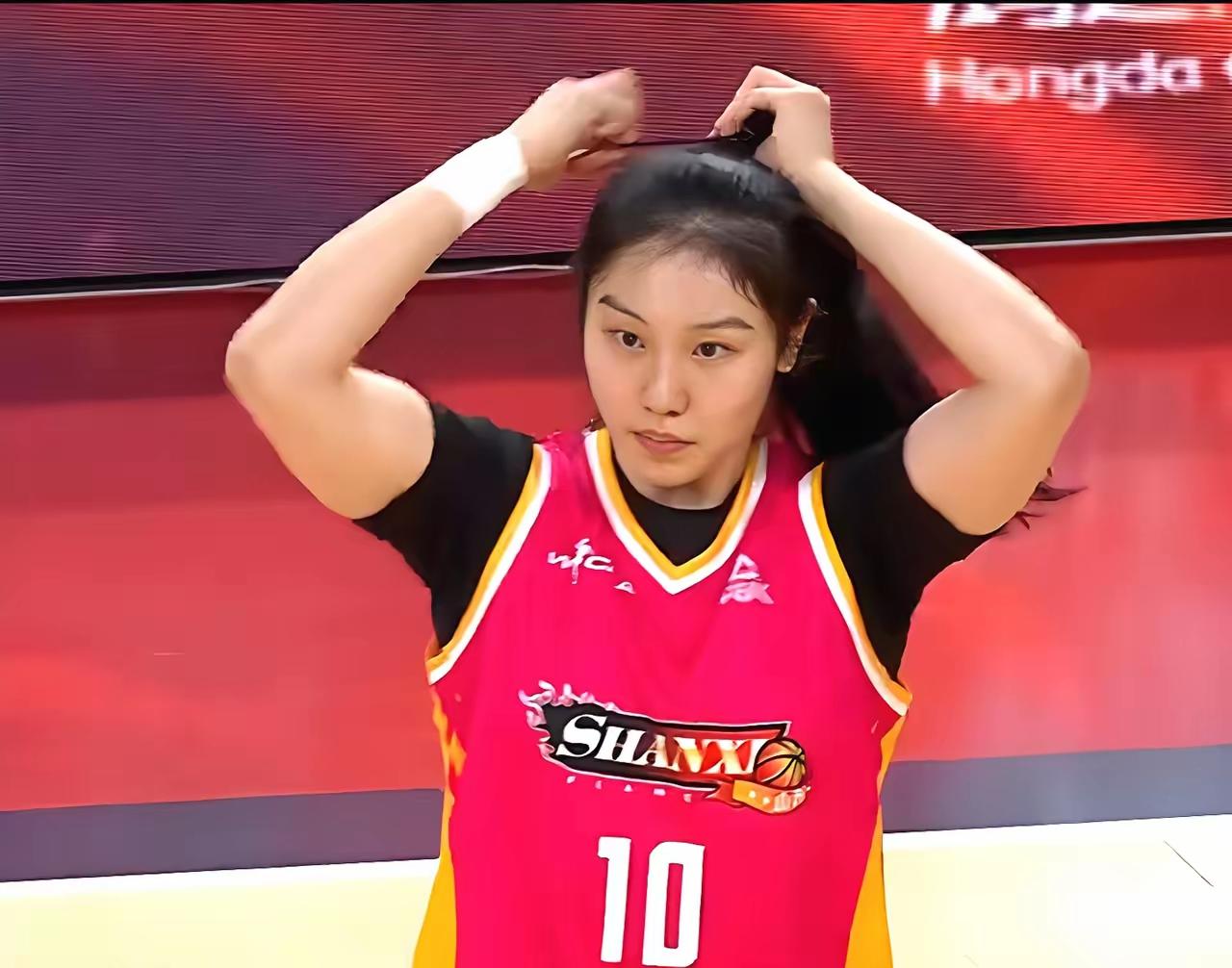 北京时间4月18日，WCBA决赛第二回合结束争夺，‌主场作战的山西竹叶青酒女篮以