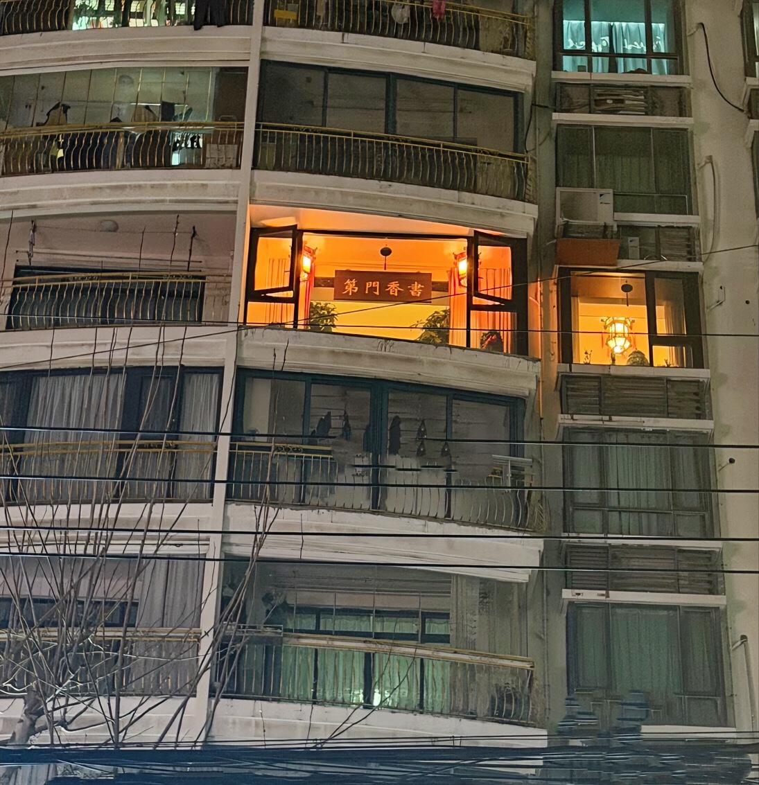 这家因为这个装修好像上过新闻热门每日打卡上热门家族