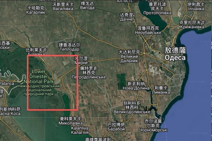 不久之前，俄军轰炸了乌克兰敖德萨市以西马亚基地区的跨河桥梁。​​​