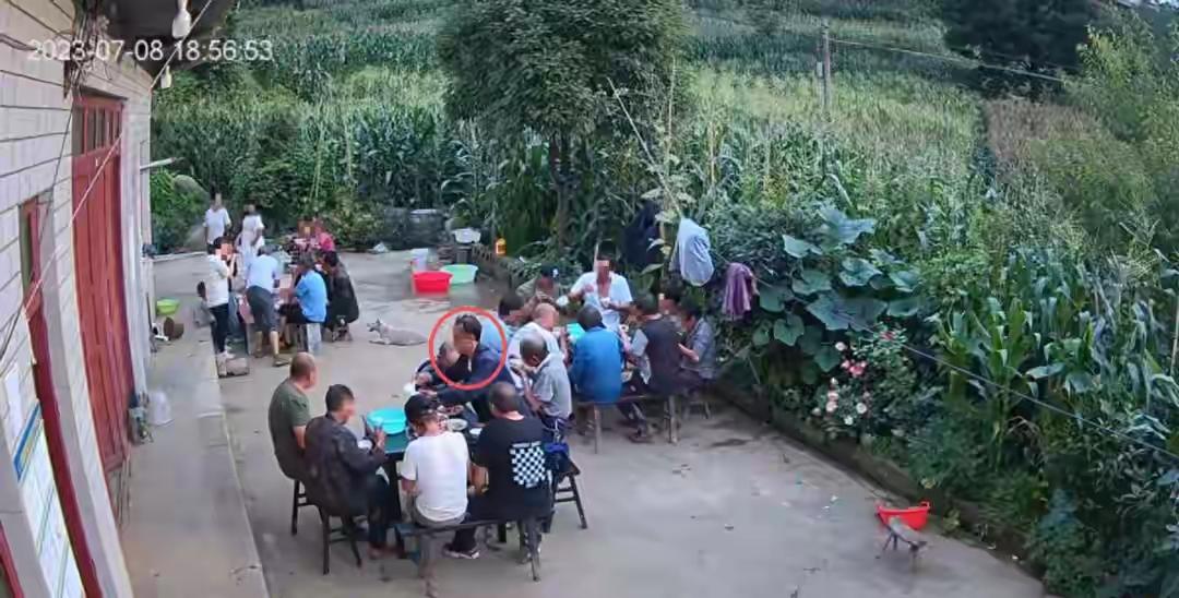 贵州49岁农妇遇害抛尸石缝：凶手是“半个亲戚”，曾装作热心寻人还去被害者家吃饭