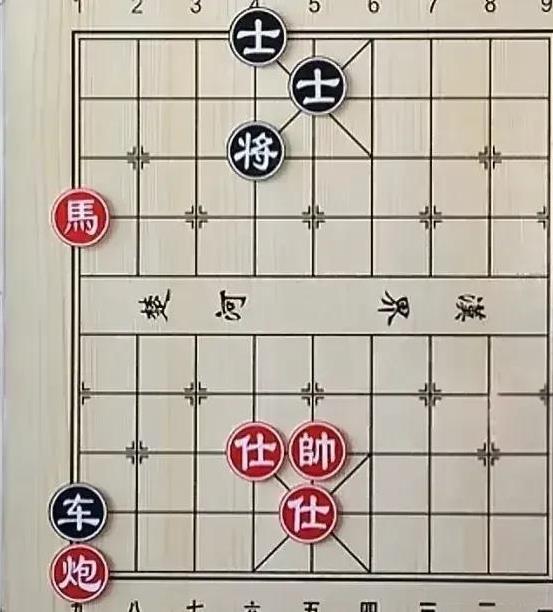 “赢赢赢，你赢个鸡毛，”黑方老头火气冲冲，因为对方不肯和棋，非要磨时间。我想了