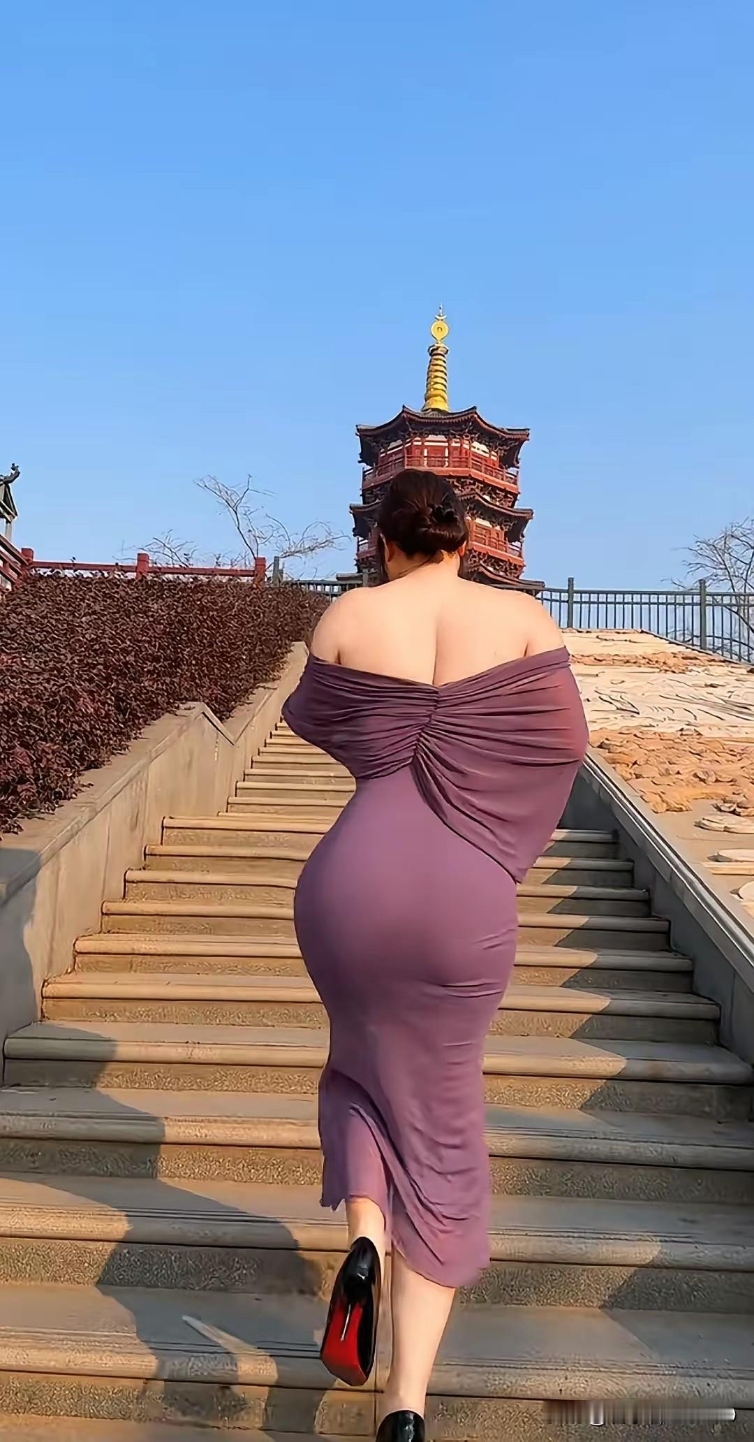 我特别想知道，是如何管理身体脂肪细胞的，该长肉的地方肉肉的，该细致的地方曲线玲珑