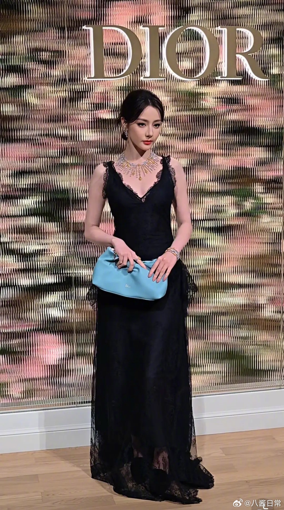 迪丽热巴今日Dior活动生图