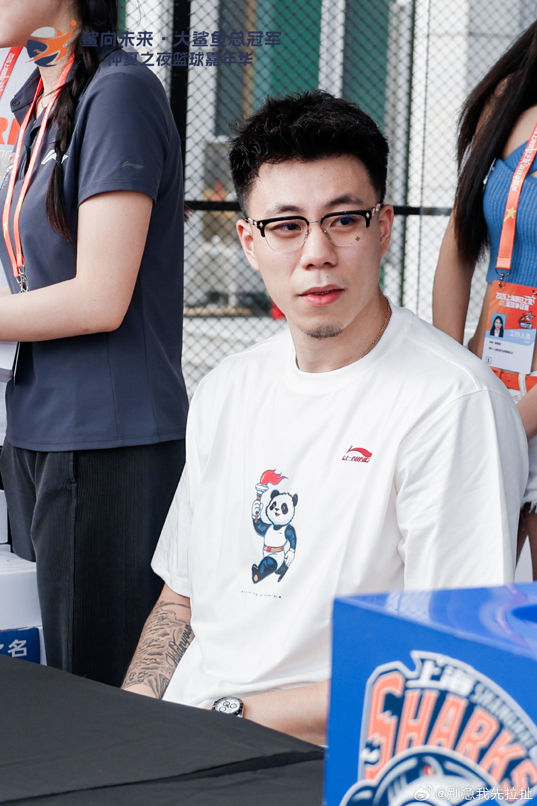#张镇麟#此男戴眼镜真的很帅​